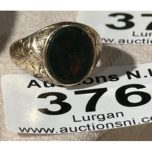 376 - Gold Bloodstone Signet Ring with Ornate Shoulder Detail