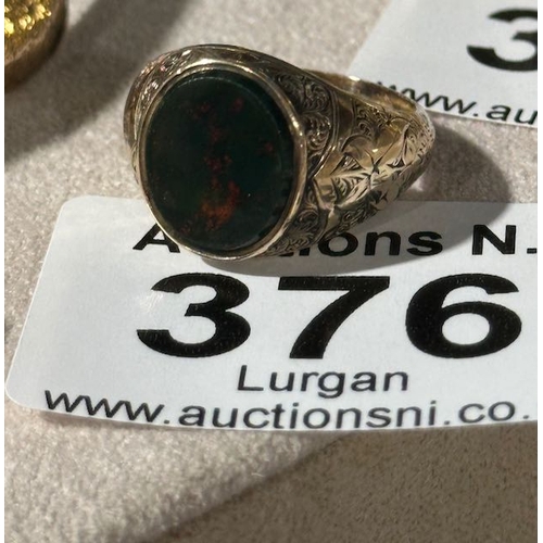 376 - Gold Bloodstone Signet Ring with Ornate Shoulder Detail