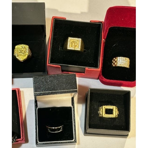 1030 - Collection of Rings