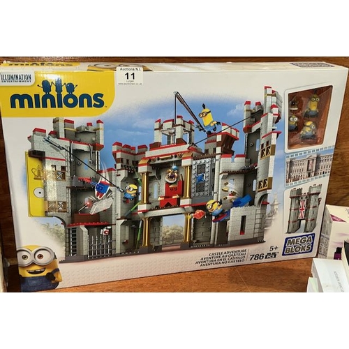 11 - Box Sealed Mega Bloks Minions Castle Adventure Construction Set