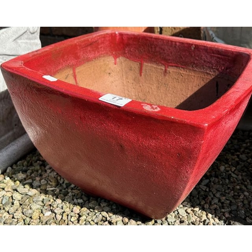Lot 17        