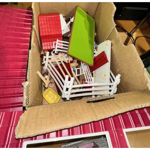 214 - Large Collection Of Schleich Horse Club Bulidings + Large Box Of Horses & Other Sets