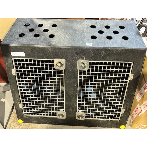 298 - DTX 2 Door Dog Box - Approx 3' x 2'
