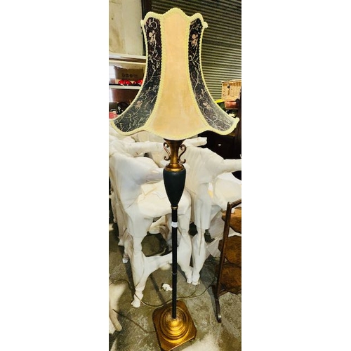 312 - Quality Black & Gold Floor Lamp