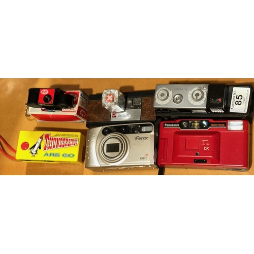 85 - 6 x Vintage Cameras - 1993 Thunderbirds, Boxed Kinon Kitkat Micro 110, Gaf 220 Pocket Camera, Pretec... 