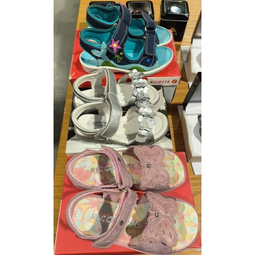 1178A - 3 x Boxed /Unused pairs Of Childrens Sandals Incl Leather RRP £100+ Sizes 25, 26 & 28