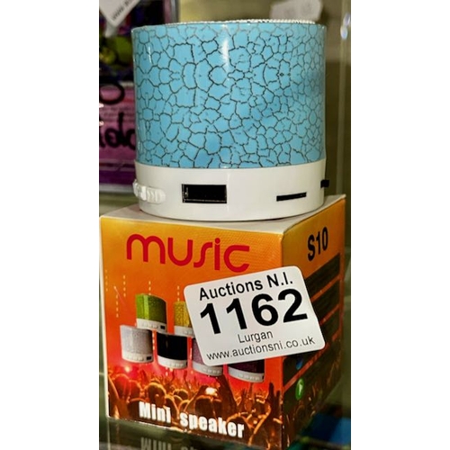 1162 - 5 x Sealed /Tagged Ladies Jumpers