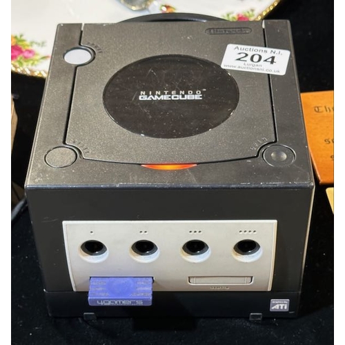 204 - Nintendo Gamecube with Controller & Games