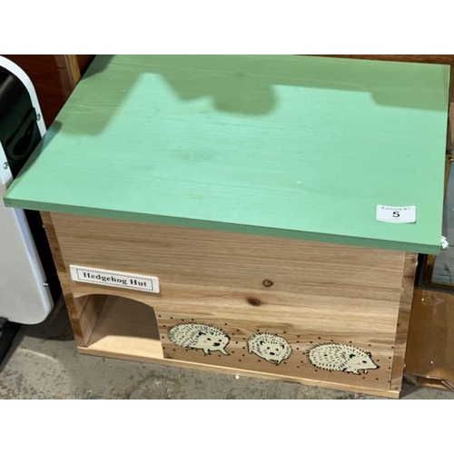 5 - Unused Wooden Hedgehog House - Approx 18