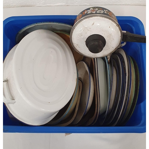 15 - Plastic crate with quantity of enamelware, including plats, bowls and casseroles