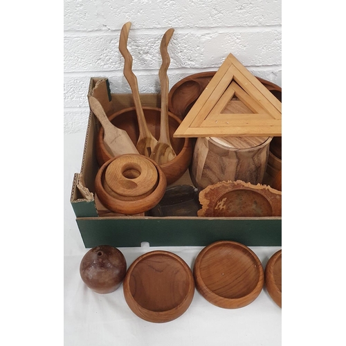 154 - Collection of wooden treen items including Bowls, trivets and pots