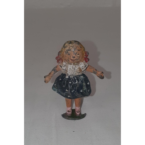 261 - Rare collectible lead model of Looby Lu (Andy Pandy's friend)