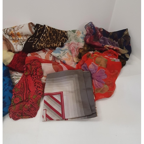 105 - Collection of 15 smaller ladies scarves in various patterns including leopard print