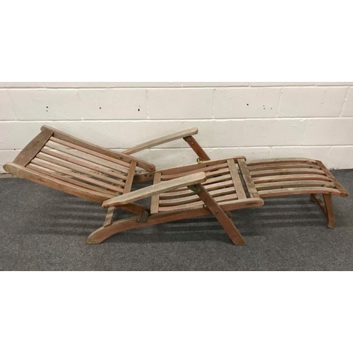 571 - Teak folding steamer lounger including footrest (A/F)