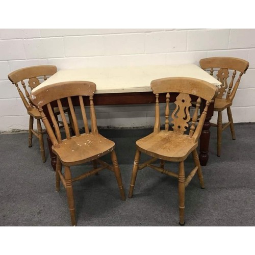 572 - 5 x 3 solid pine kitchen table including 4 beach frame chairs (3 fiddles 1 slat back)