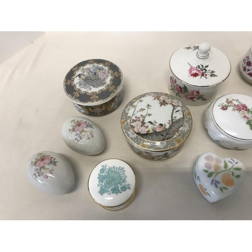 406 - Collection of porcelain trinket and powder pots