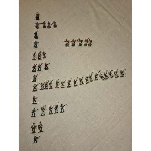 352 - Miniature lead soldiers hand painted