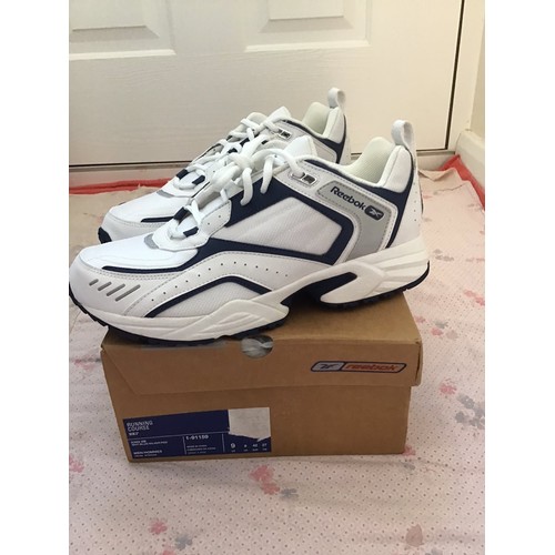 355 - Brand new Reebok size UK8 trainers