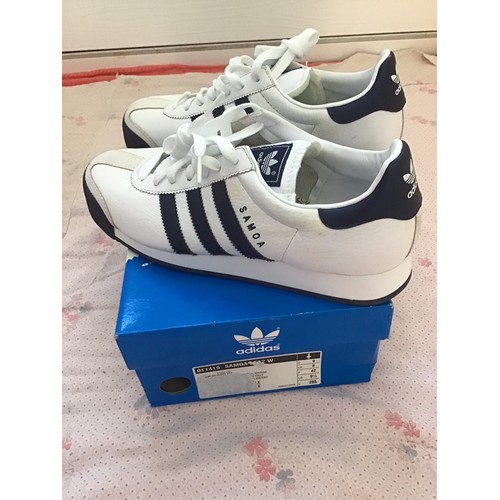 353 - Brand new Adidas size 8 blue and white trainers