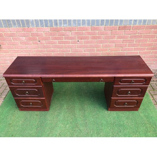 64 - Bedroom dressing table with 7 draws in mahogany veneer