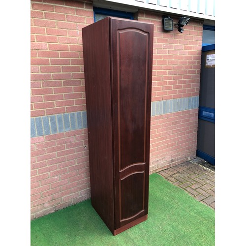 65 - Bedroom narrow wardrobe in mahogany veneer
