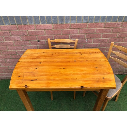 90 - Small pine breakfast table with two café style chairs (see all photos)