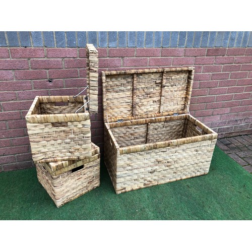 109 - Set of three wicker storage boxes (see all photos)