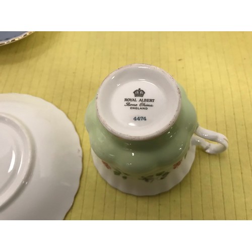 41 - Four royal Albert cup and saucers ( see condition report & pictures )