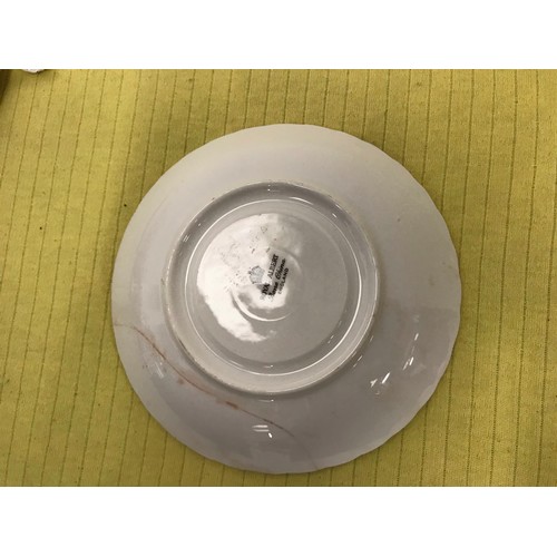 41 - Four royal Albert cup and saucers ( see condition report & pictures )