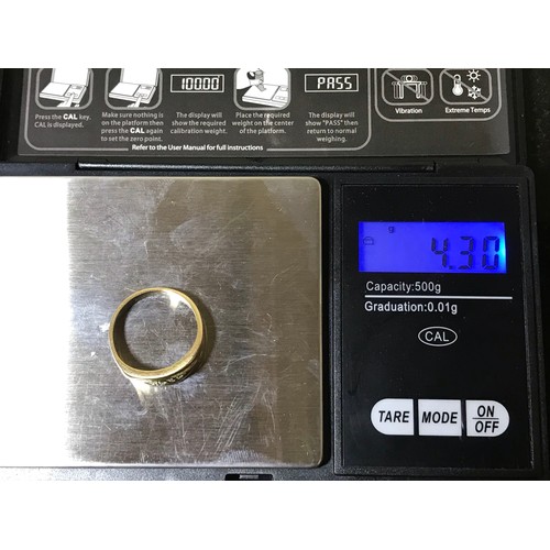 21 - 14ct gold ring in size P (4.30g)