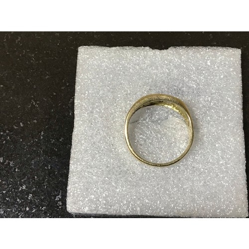 21 - 14ct gold ring in size P (4.30g)