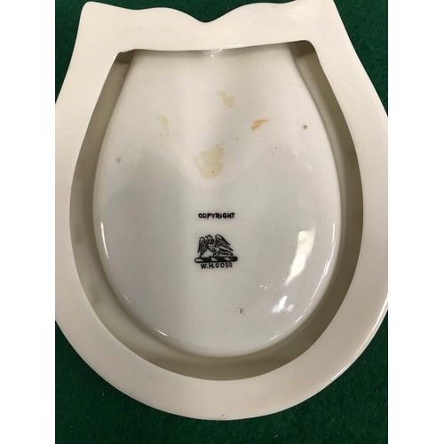 24 - The old horse shoe, The legend, Chagford by W.H.Goss