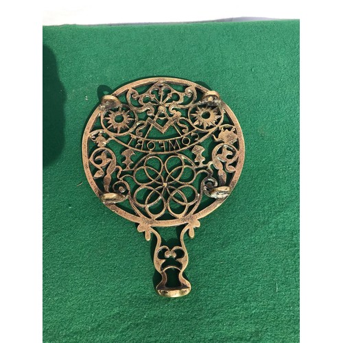 31 - Solid Brass Trivet  [ comfort Masons ]