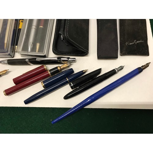 17 - Large collection of pen sets to include paper mate and fountain pens see all pictures