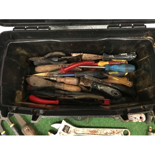 113 - 1 x plastic tool box with contents of tools see all pictures