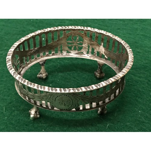 50 - silver hallmarked salt stand with ball and claw feet London 1905 C.S. HarrisTotal Weight 42.37g... 