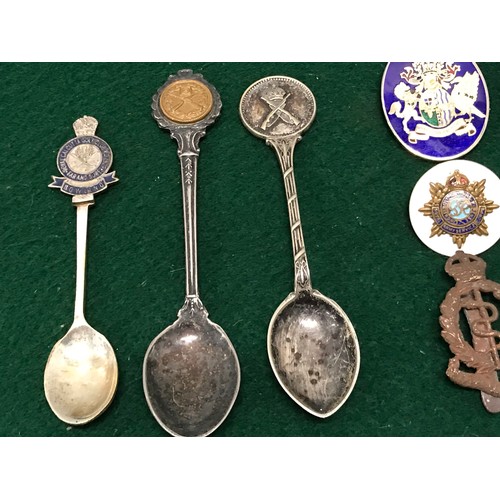 157 - Collection of mixed pieces spoons , badges and more see all pictures