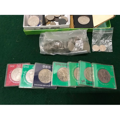 235 - Mixed collection of cased and loose coinagesee all pictures