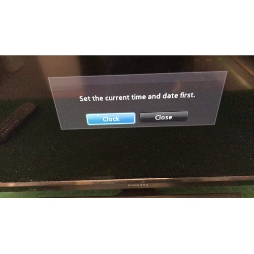 221 - SAMSUNG Television