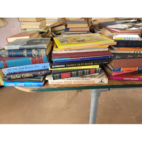 94 - joblot of books