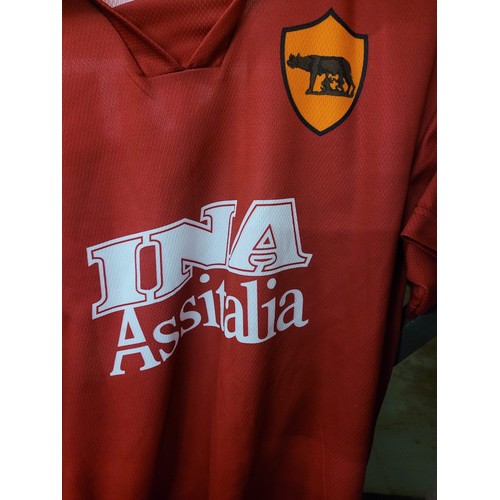 215 - football shirt totti size L-M