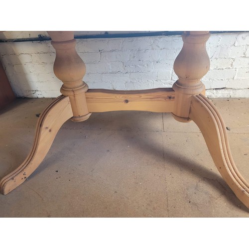 131 - Solid Pine Oval Dinning Table has split