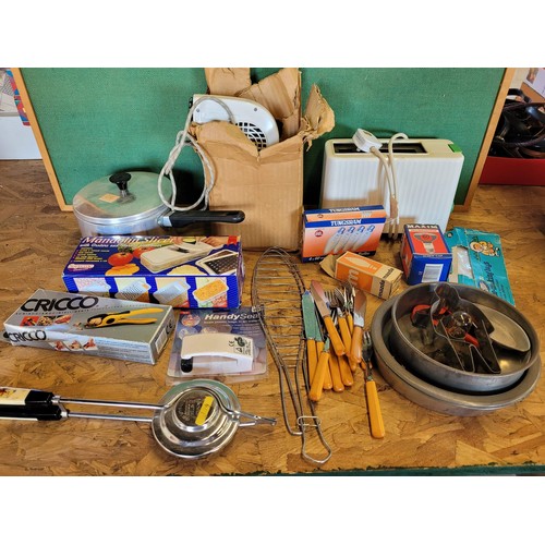 mixed household items