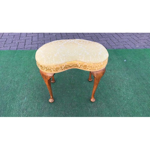 105 - Queen ann legged kidney shaped stool