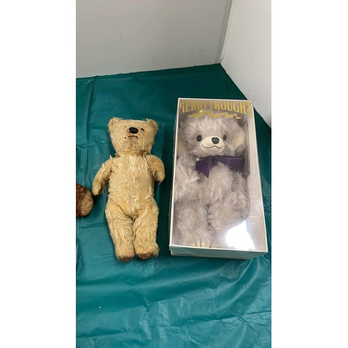 92 - 4 vintage teddies