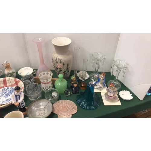 128 - Large quantity of china, glass & collectables