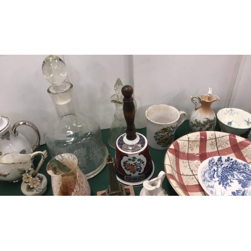 128 - Large quantity of china, glass & collectables