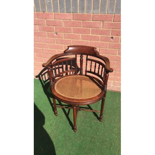 224 - Oval Edwardian mahogany parlour chair with bourgeois seat