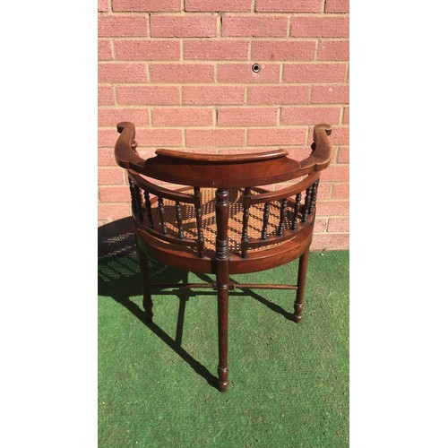 224 - Oval Edwardian mahogany parlour chair with bourgeois seat