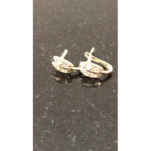 184 - Pair of 14ct gold earrings 1.43g